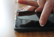 Im Test: Effektiver Displayschutz mit Schutzglas von Displex