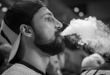 E-Zigaretten & Smartphones: Das passt zusammen!