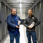 Übergabe der Trophäe an Netztest-Sieger A1