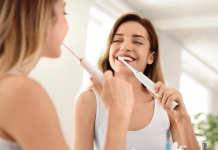 Smartes Weiß: Elektrische Zahnbürsten im Test