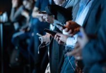 Smartphone-Tarife – Die wichtigsten Kriterien Smartphone-Tarife – Die wichtigsten Kriterien