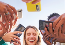 Günstig surfen und telefonieren mit Tarifen von Mobilfunkdiscountern