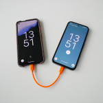 Im Test: Displex Phone-to-Phone Notfall Lader